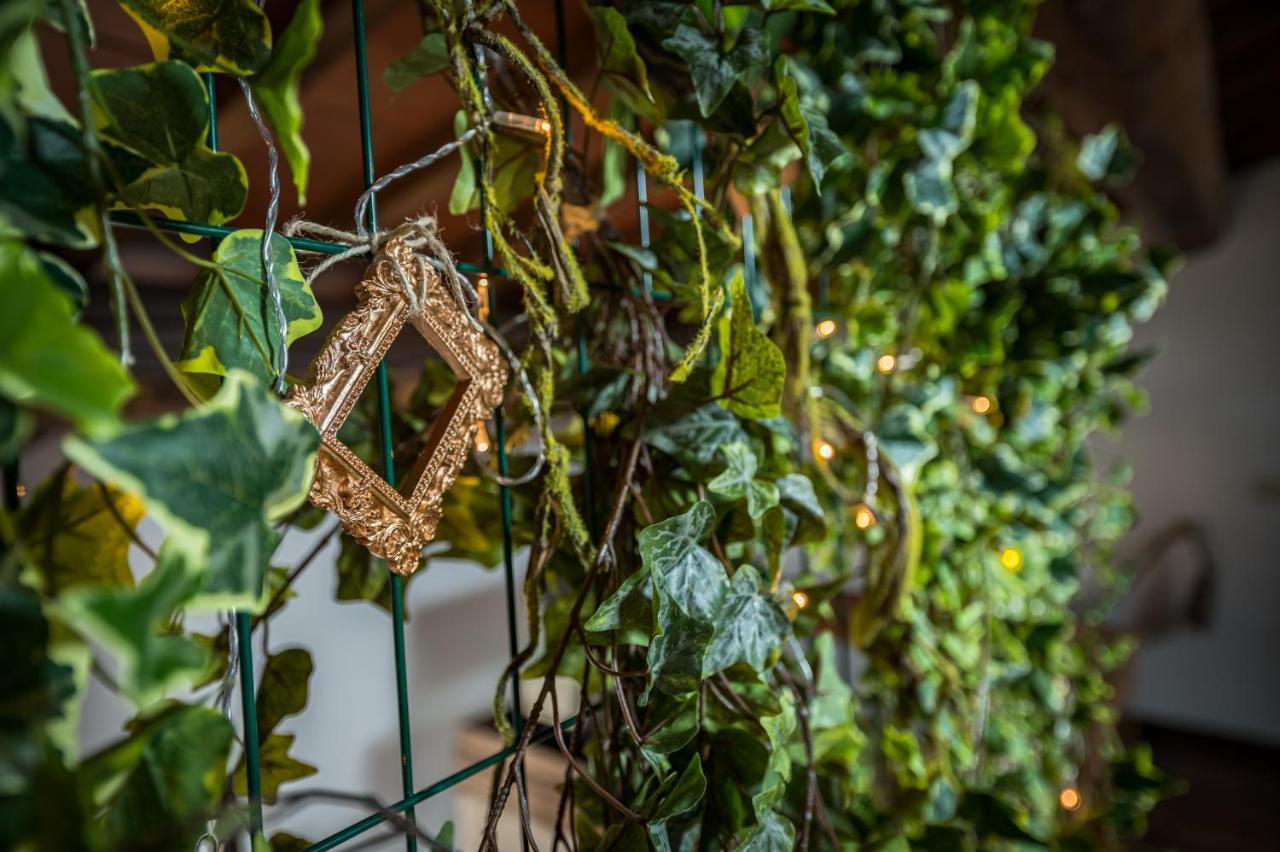 Via Lamberti, 3 - Florence Charming Apartments - Charming And Historic 5Th-Floor Attic Apartment With Elevator In A Building At The Heart Of Vibrant Florence, Just A 2-Minute Walk From All Attractions Exterior photo
